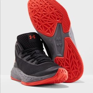 Under Armour Jet Mid Basketball Shoes